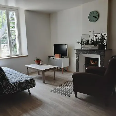 L'oustal Lägenhet